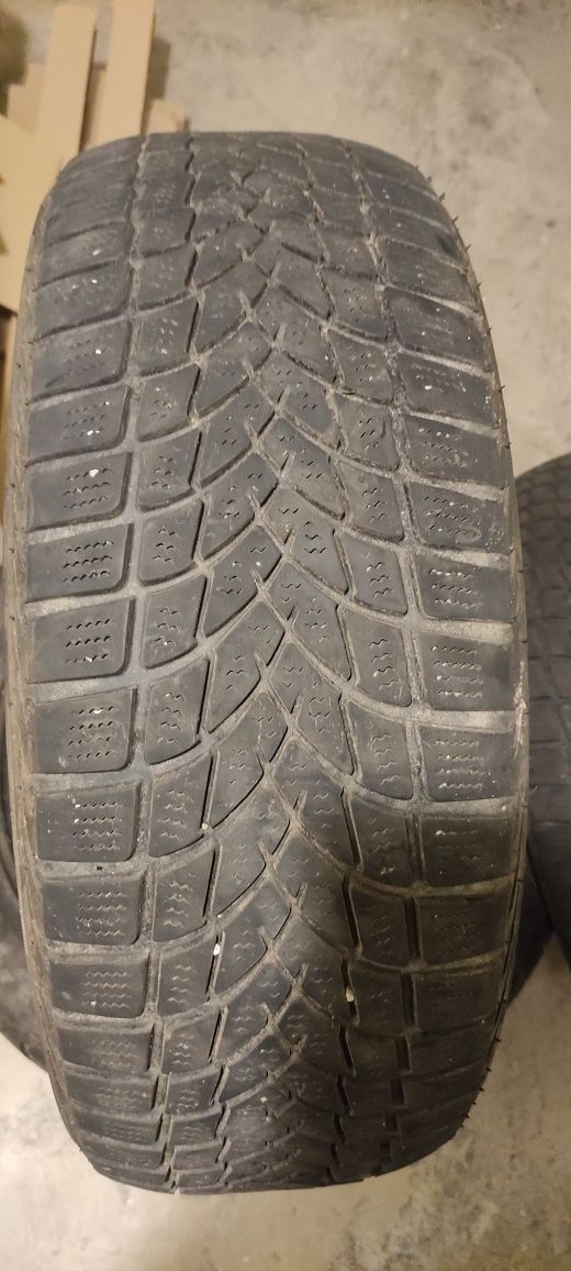 Opony zimowe 205/55 r16