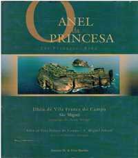 6976

Anel da princesa : ilhéu de Vila Franca do Campo São Miguel