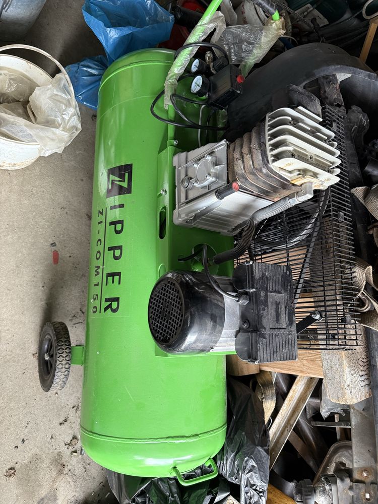 Kompresor 150l.