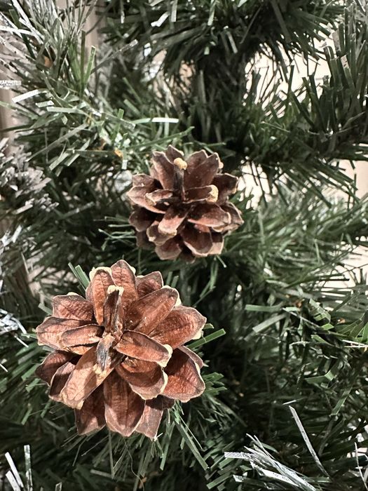 Ялинка з пвх зі штучним снігом, висота 1,8 м