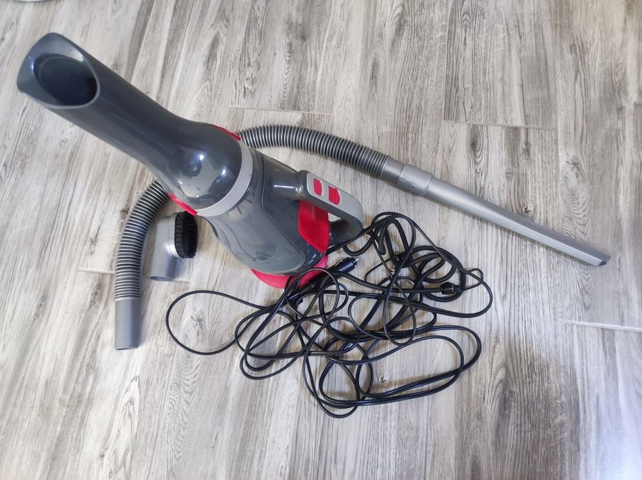 Odkurzacz samochodowy black and decker adc1200