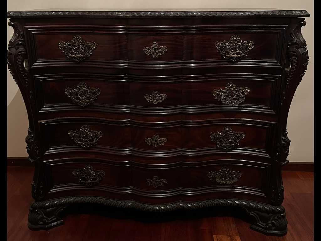 Cómoda antiga/vintage de madeira escura