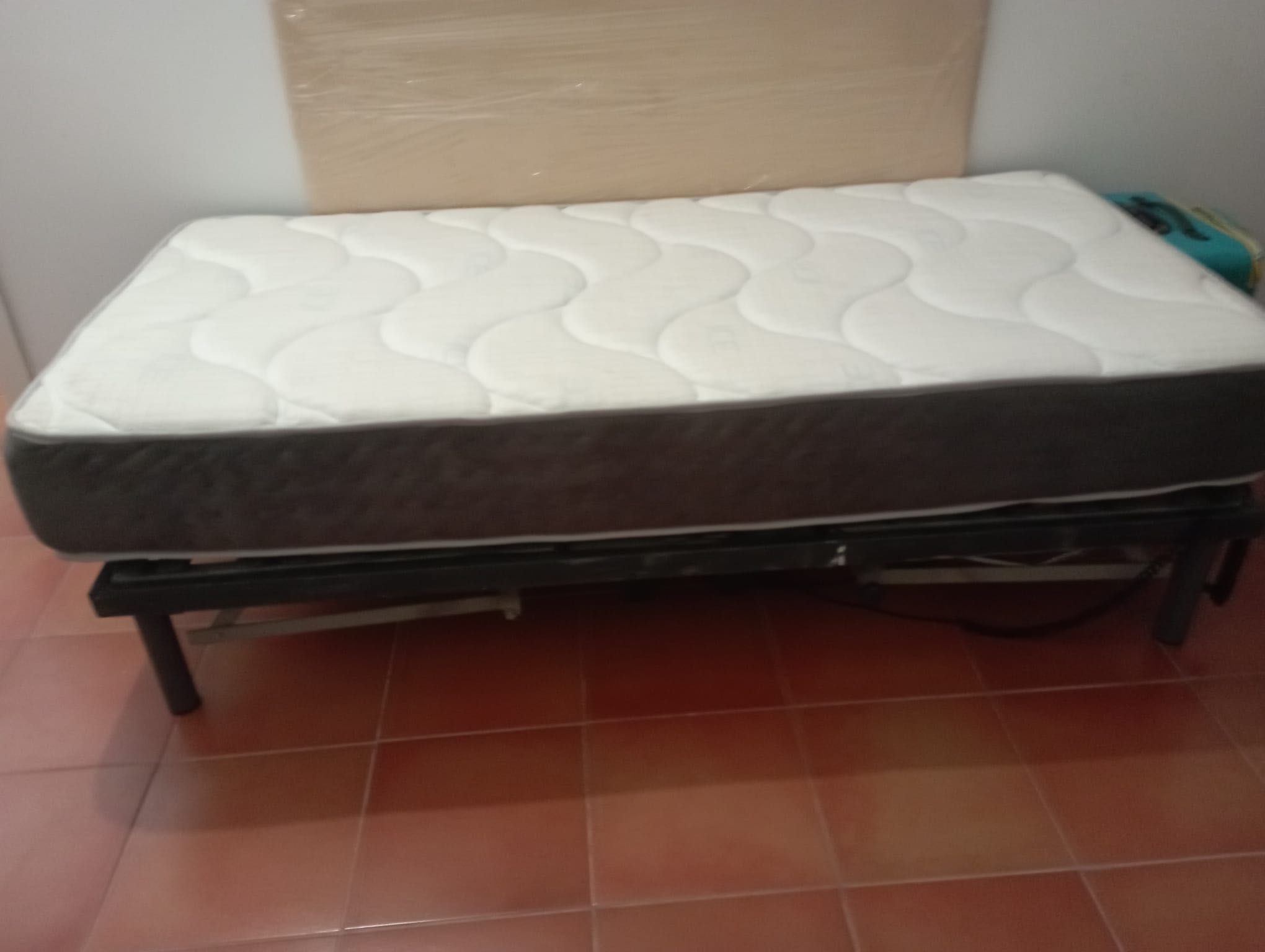 Cama articulada completa + sofá