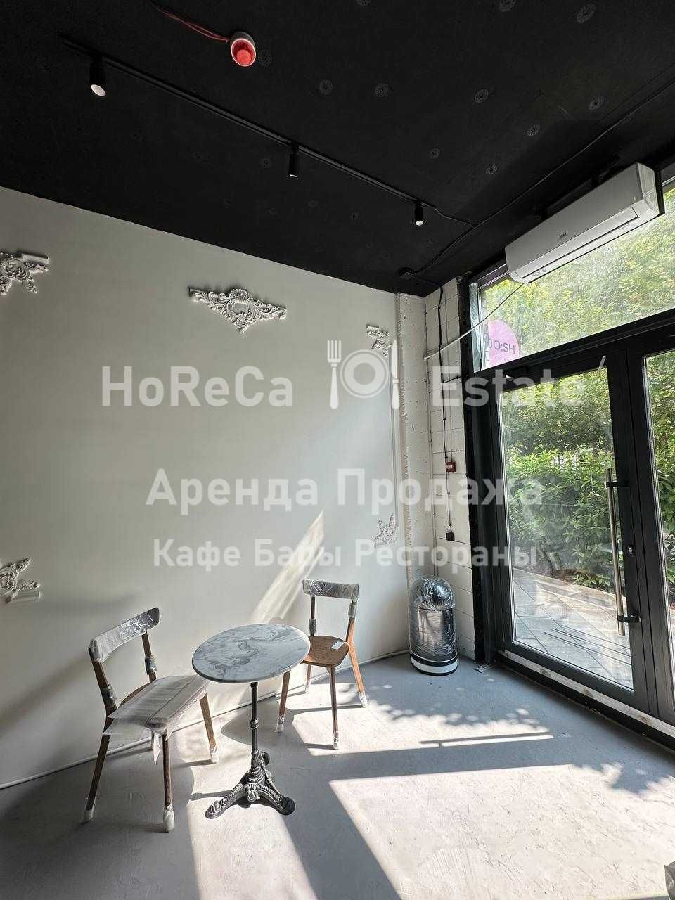 Аренда. Кафе Кофейня Фасад Витрины 40м2  1эт. Файна Таун