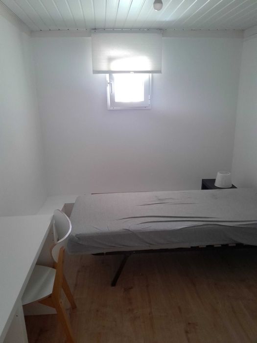 Arrendo quarto. Lisboa _ Graça