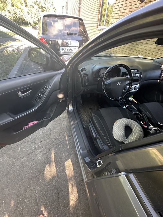 Продам elantra 2008