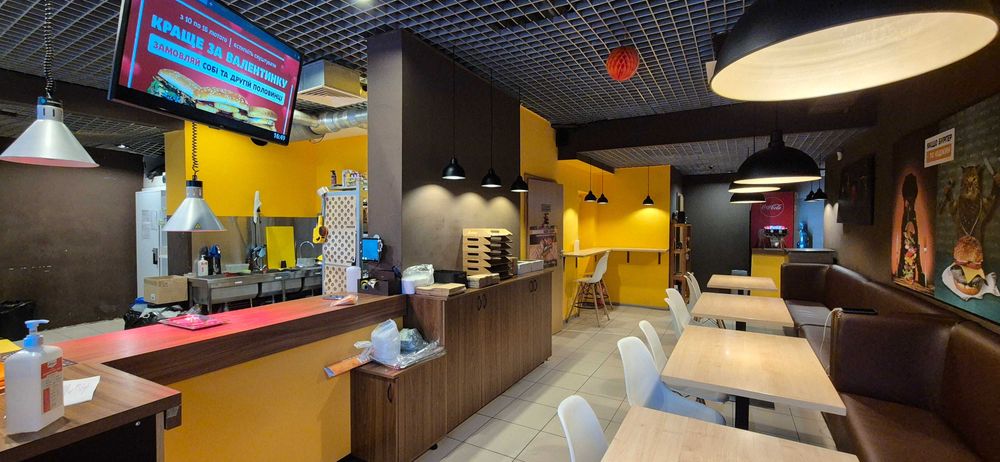 Без% Метро Політехнічний Інститут ТРЦ Smart Plaza Polуtech фасад 110м