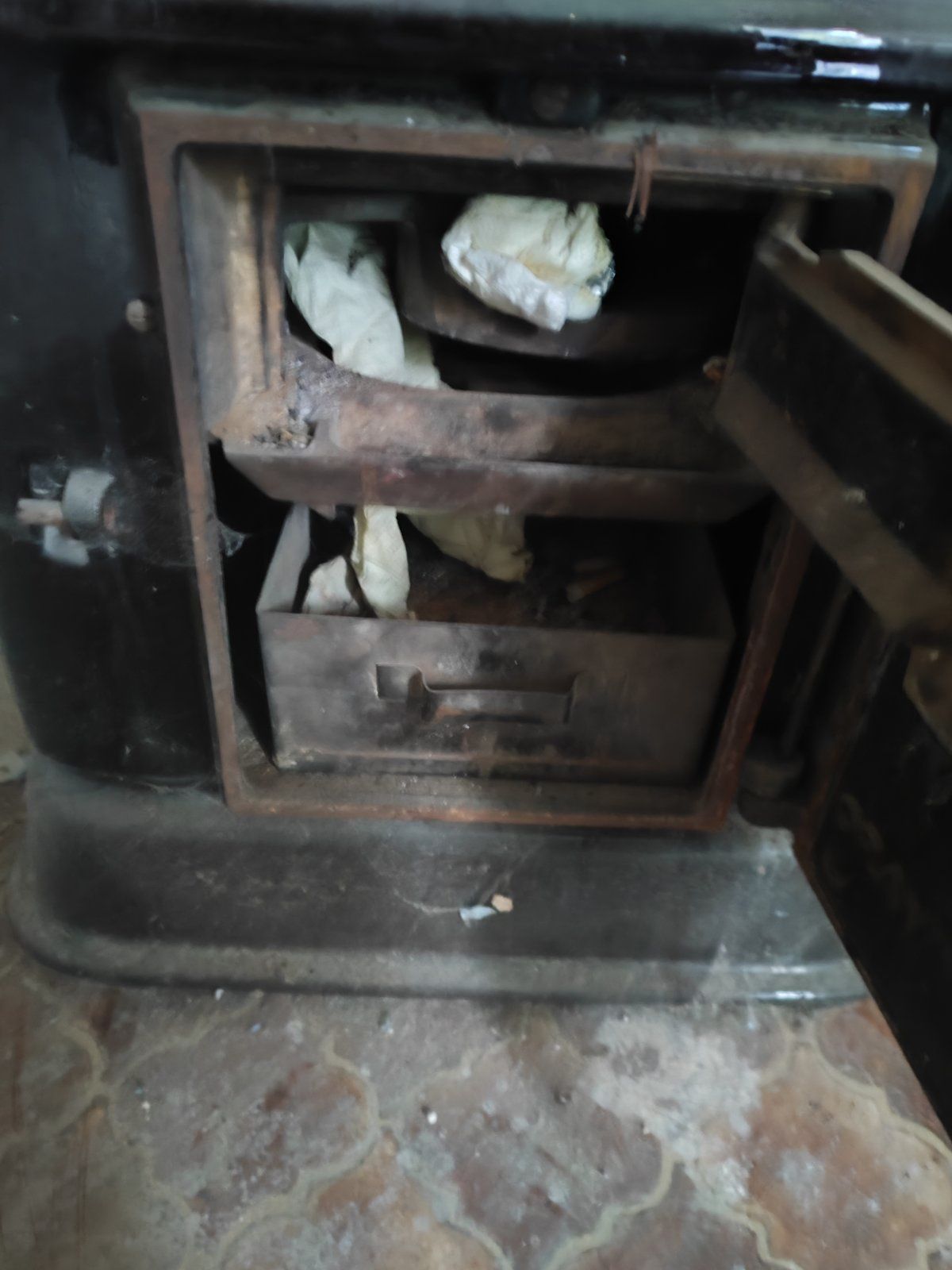 Чугунная отопительно-варочная печь ORANIER с футеровкой,чавунна піч