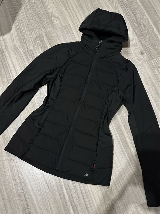 Куртка для бігу C&A з технологією Thermolite® EcoMade