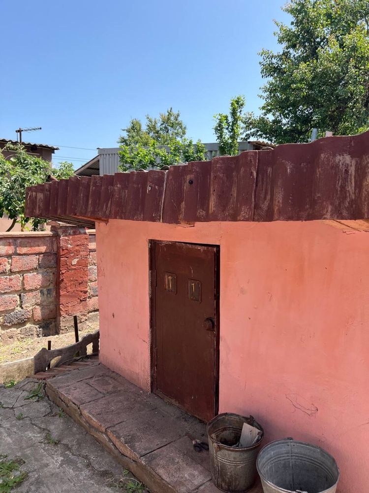 Продаж будинку по вул. Донецька. Ластівка