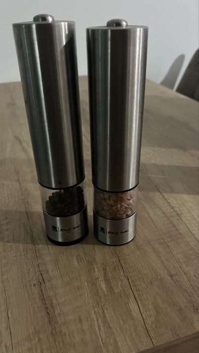 2 mlynki elektryczne uszkodzone