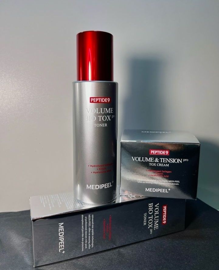 Омолоджуючий тонер з пептидним комплексом Medi-Peel Peptide 9
