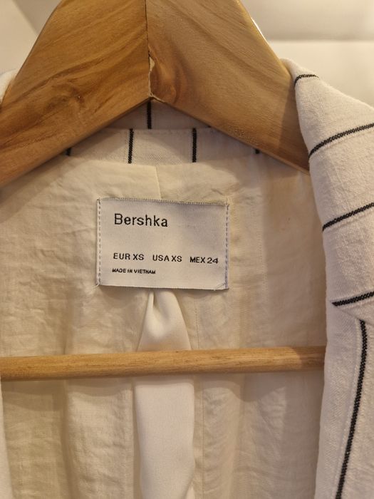 Marynarka Bershka XS kremowa