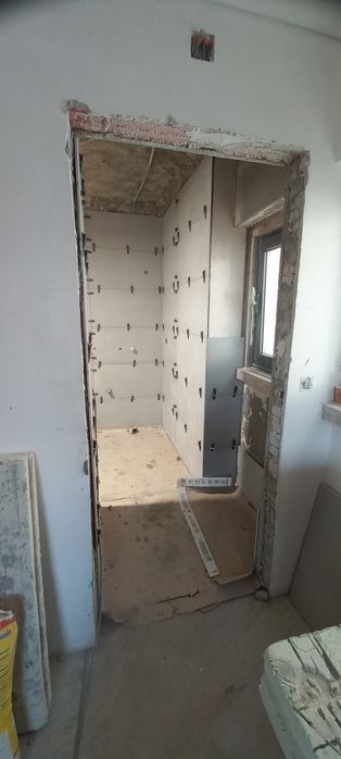 Ladrilhador/ remodelação/pintura/canalizador