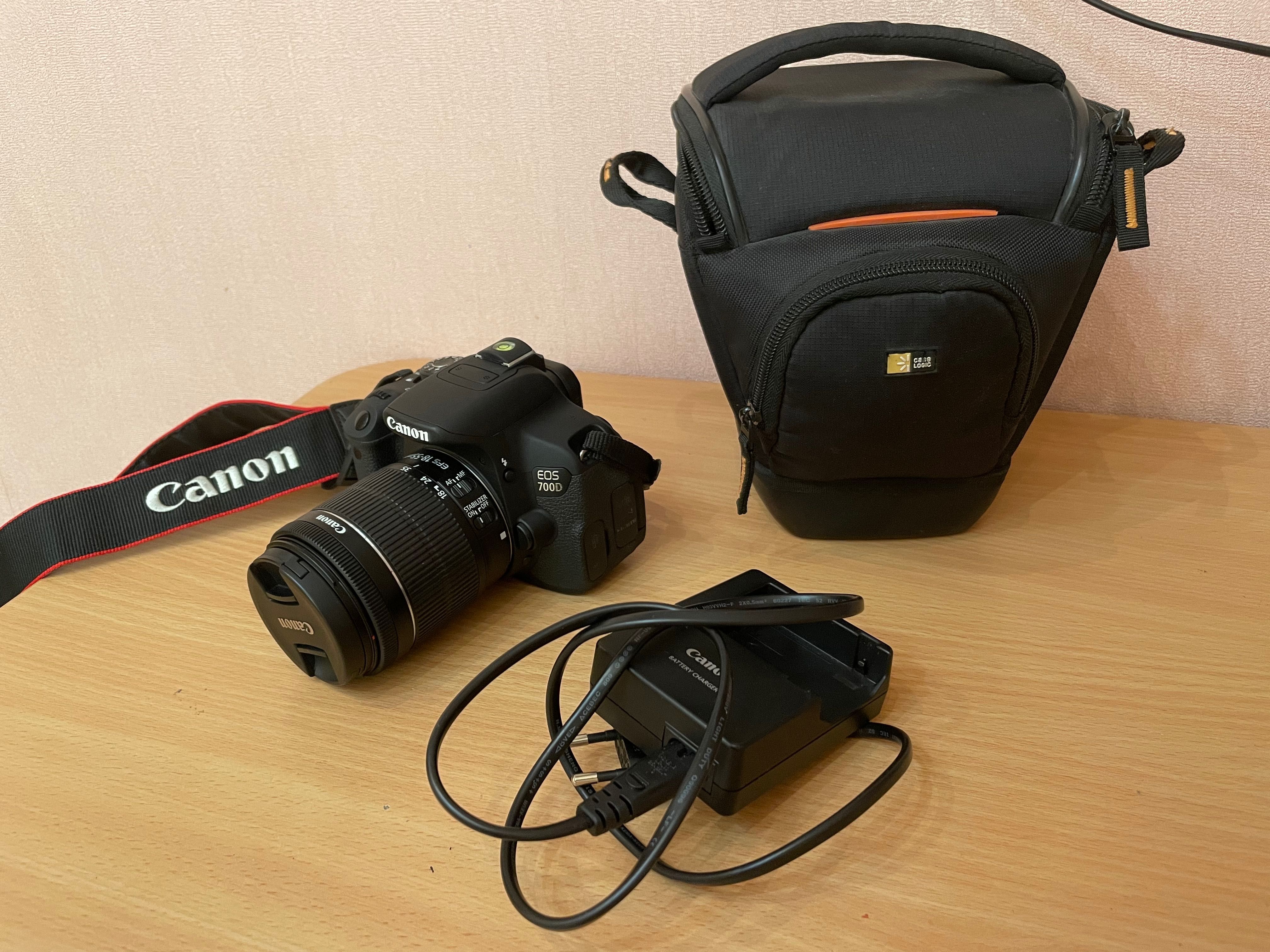 Canon EOS700D Цифровий фото апарат
