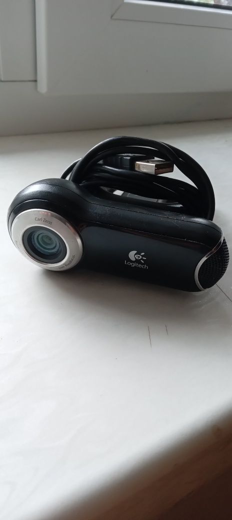 Веб камера logitech Carl Zeiss