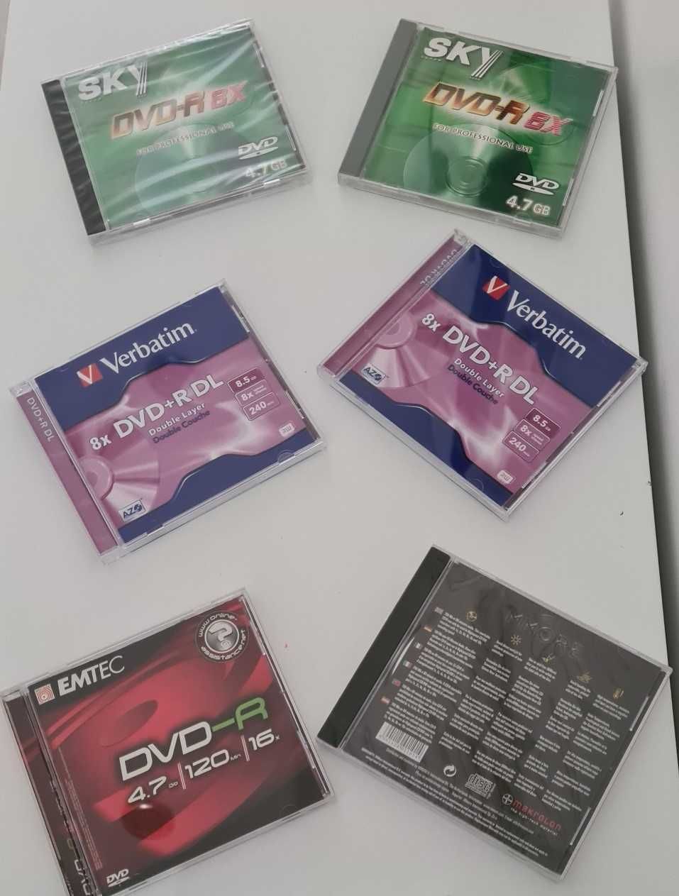 Conjunto de DVDs Virgens em Cakebox Nunca Usados