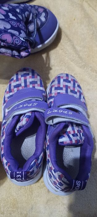 Речі для дівчинки