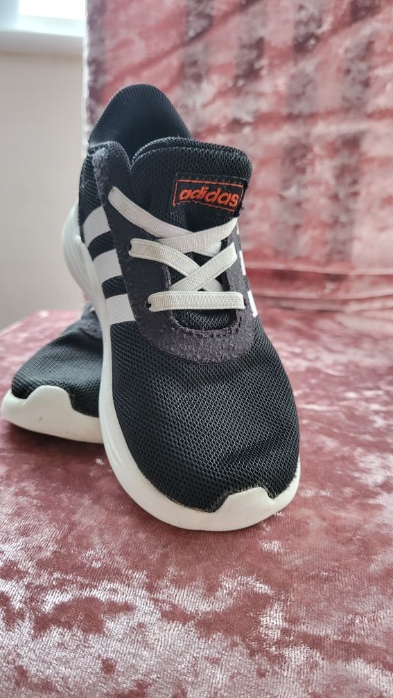 Buty adidasy  25