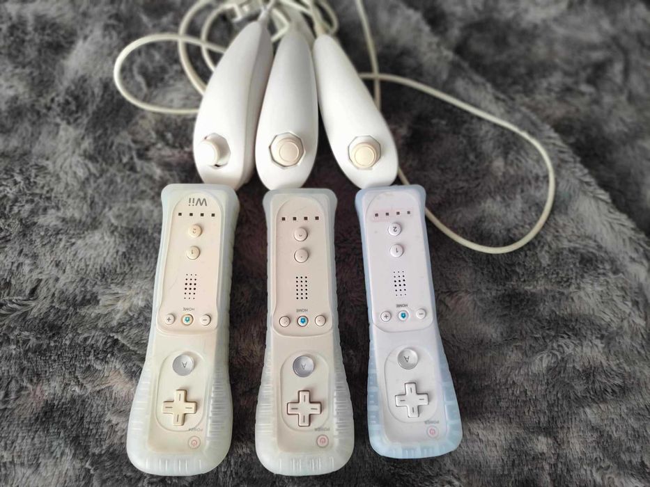 Kontrolery Wii Remote + Nunchuck do konsoli Nintendo Wii (Zestaw 3+3)