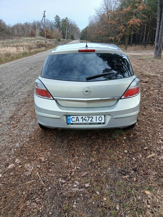 Продам автомобіль Opel Astra