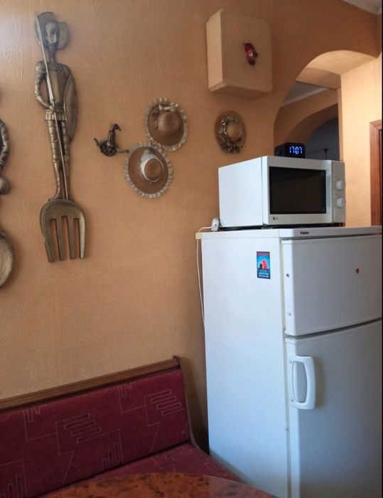 Здається  невеликий  будинок  Олександрівський район можна військовим