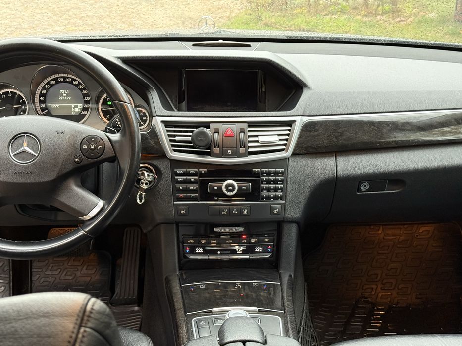 Mercedes w212 e350cdi 300KM avangarde