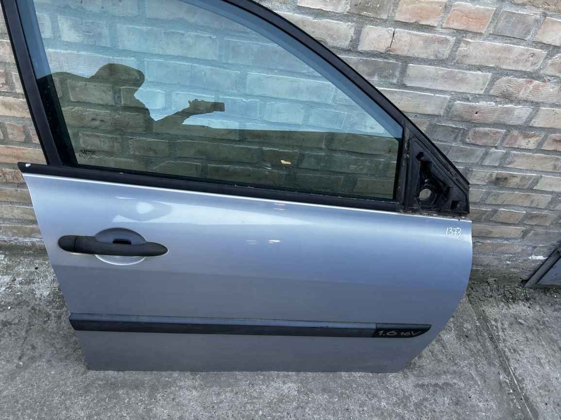 Renault (RVI) Megane 2 02-06 двері перед R TEA19 DR1373
