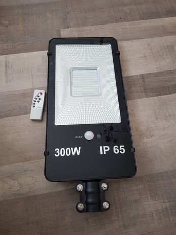 Lampa Solarna 300W