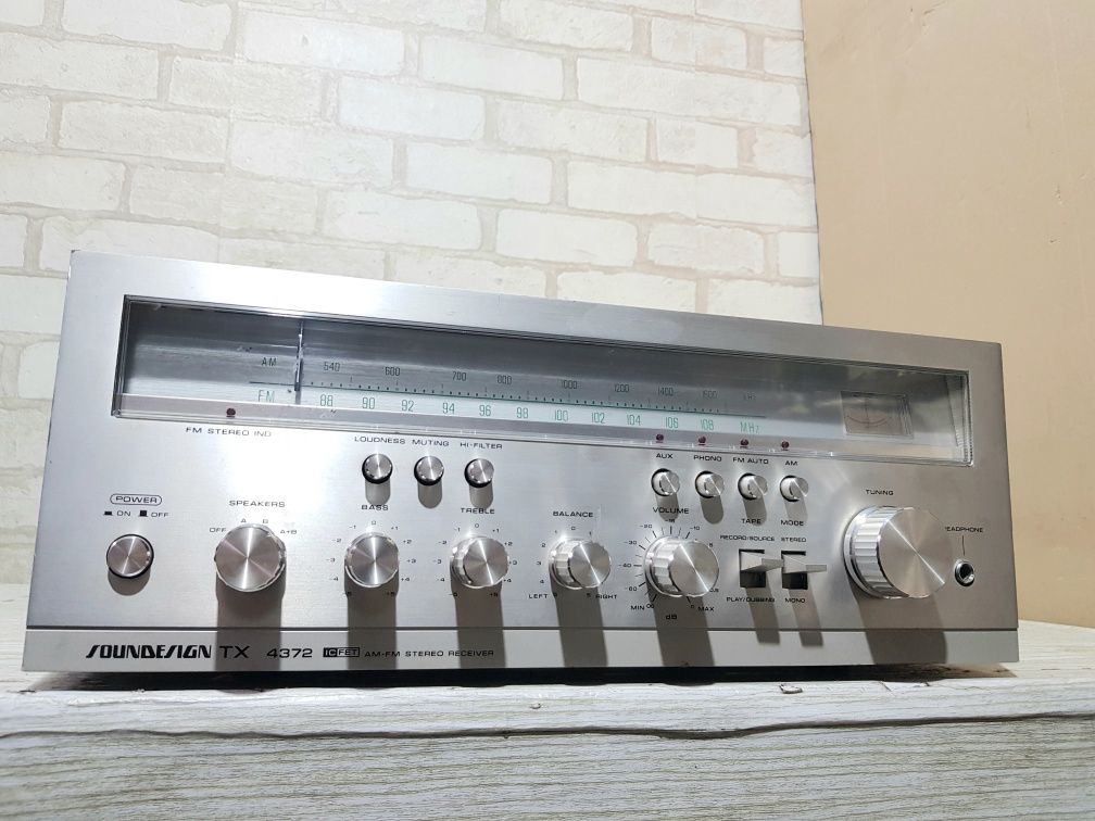 FM/AM  Вінтажний ресивер Soundesign TX 4372   б/у з Німеччини