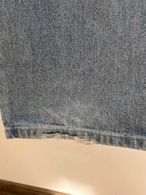 jasnoniebieskie meskie jeansy