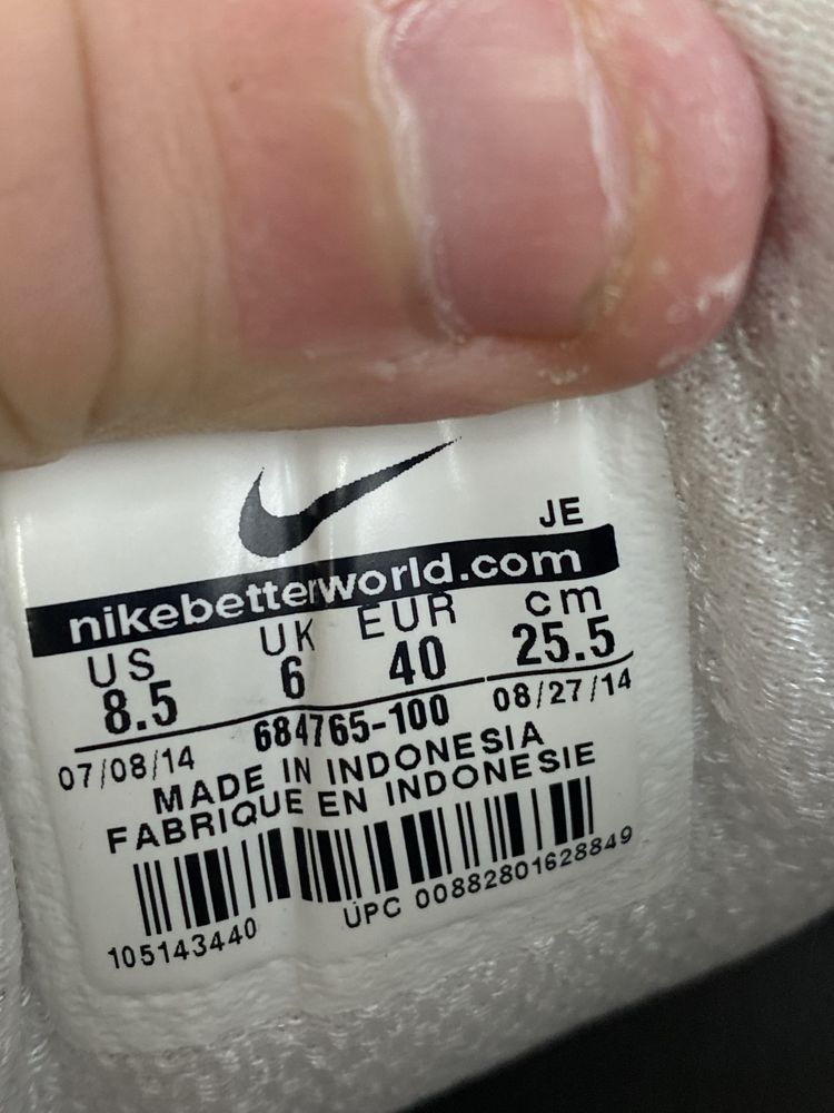 Спортивні кросівки Nike Dowhshifter 6 40p 25,5cm