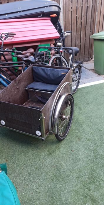 Rower cargo / bakfiets 3-kołowy z budką – idealny do przewozu dzieci