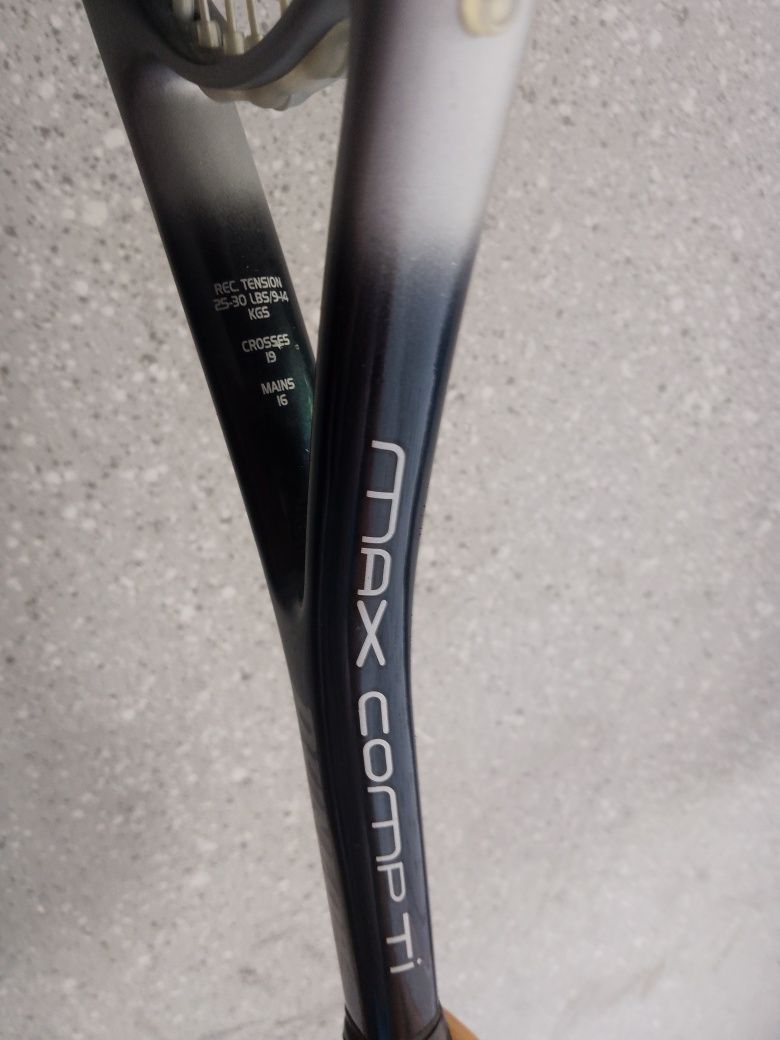 Rakieta squash Dunlop max Comp Ti. Composite ,500cm2