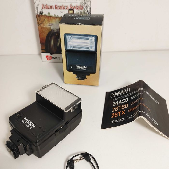 Ładna lampa błyskowa do aparatów RETRO NISSIN 24ASO auto-SO  pudełko