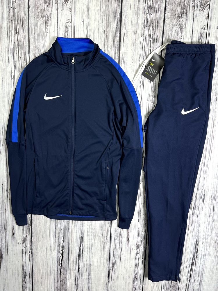 Костюм Nike синий оригинал Dri-FIT размер S