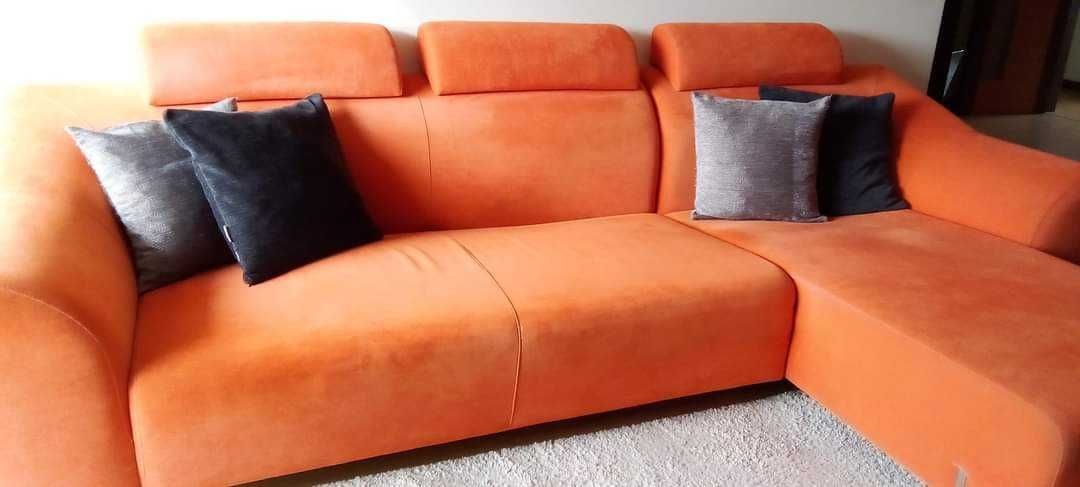 Sofá em muito bom estado com chaise longue