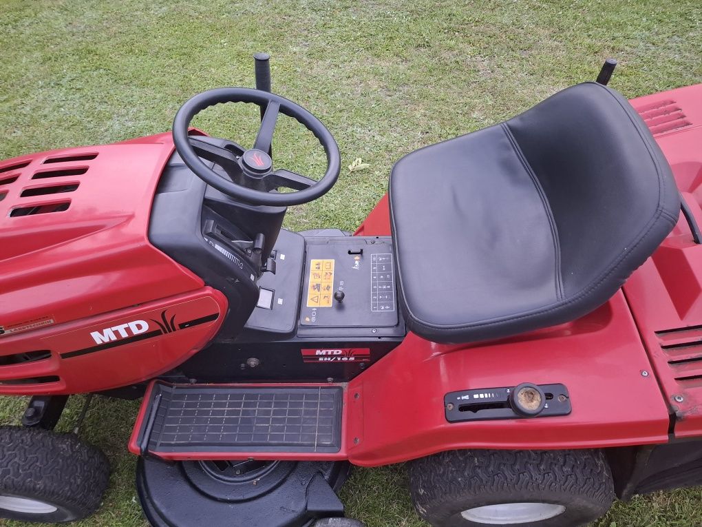 Traktorek kosiarka MTD 16.5 HP boxer