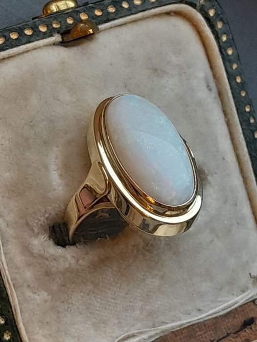 R.15 Retro Pierścionek 4.9g Opal Nat. Złoto 585