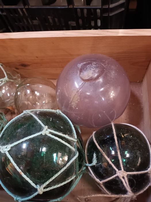 Boias de pesca antigas em vidro soprado