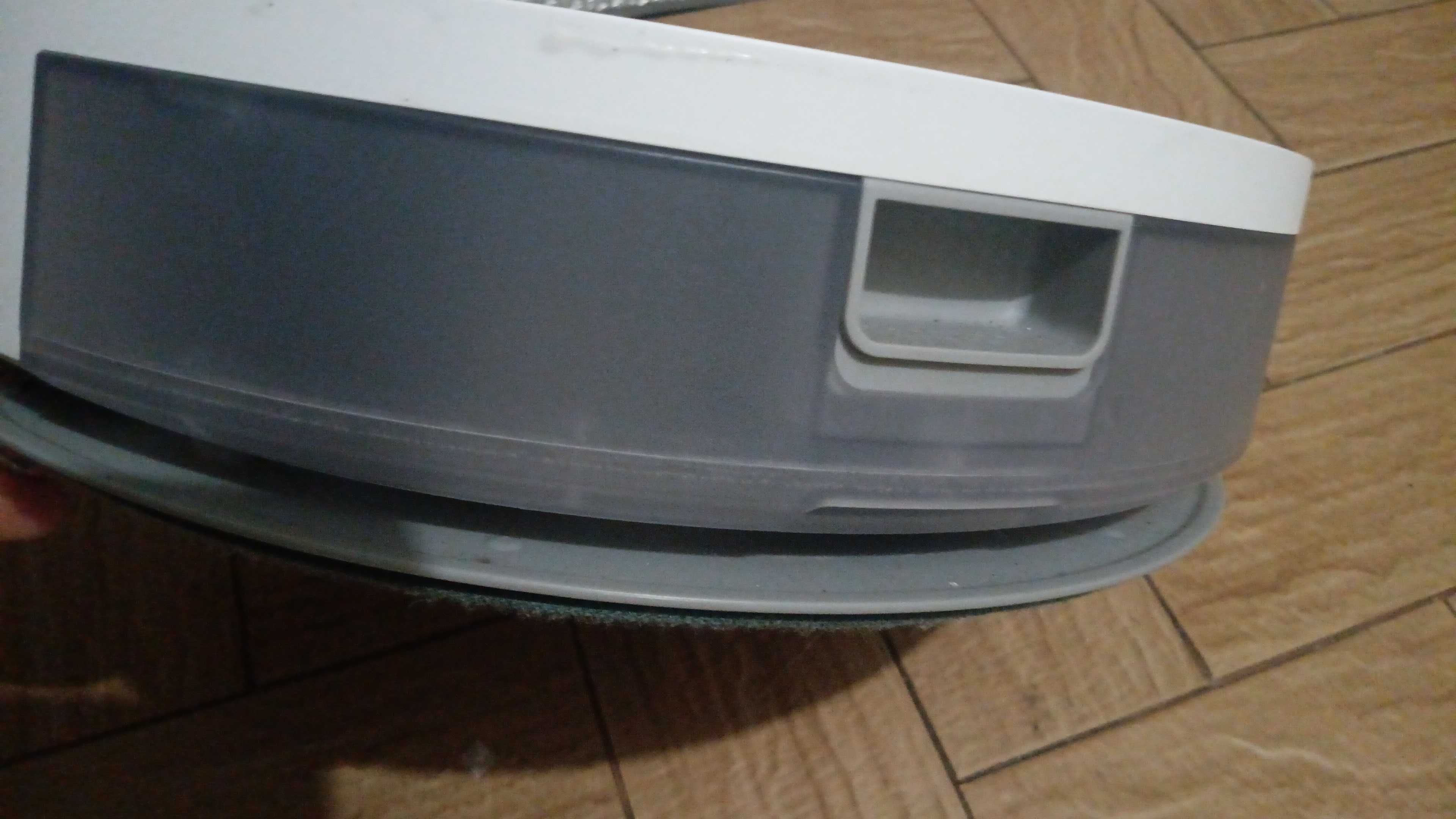 roomba essential robot
