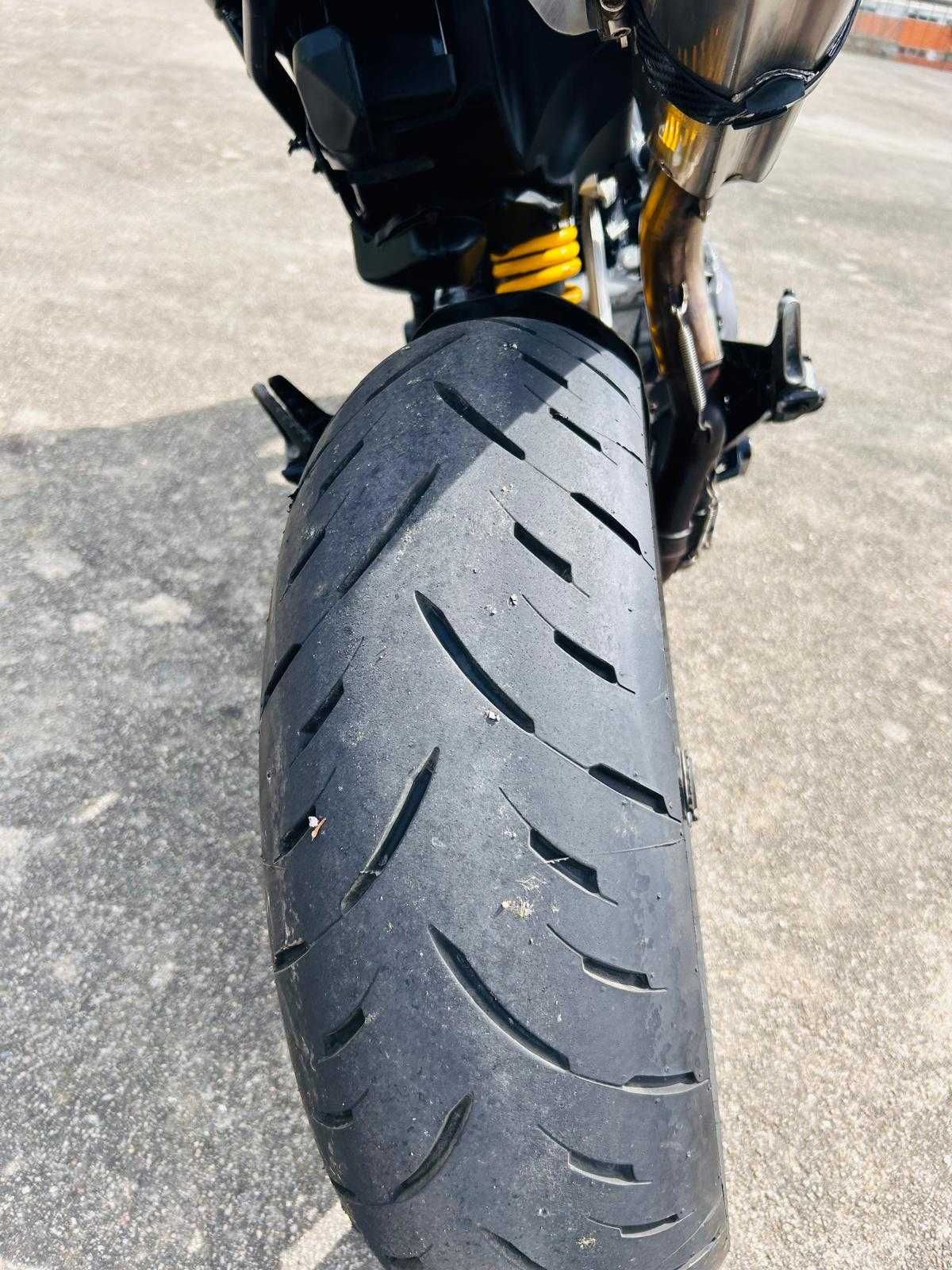 Ducati Hypermotard 796