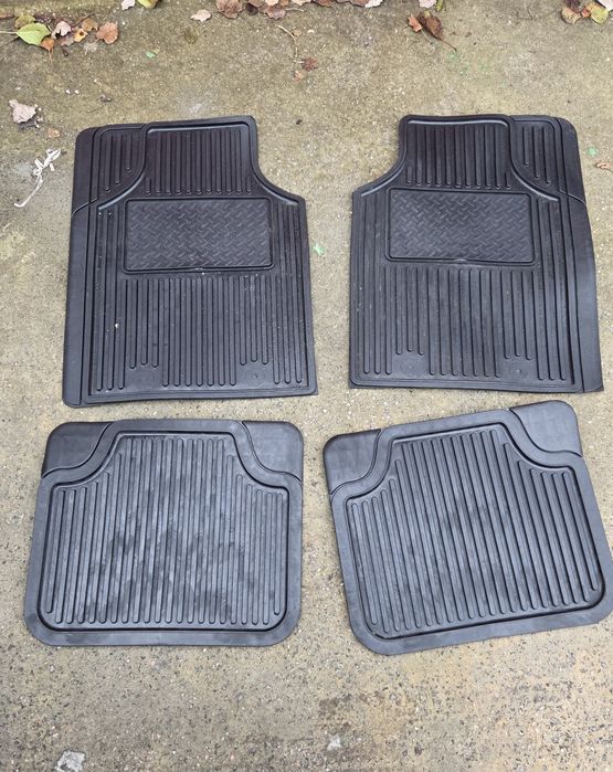 Килимки Nissan Rogue