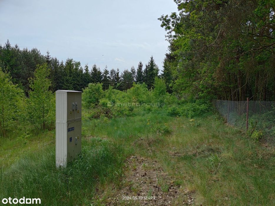 Działaka na Górnej 920 m2 z pozwoleniem na budowę