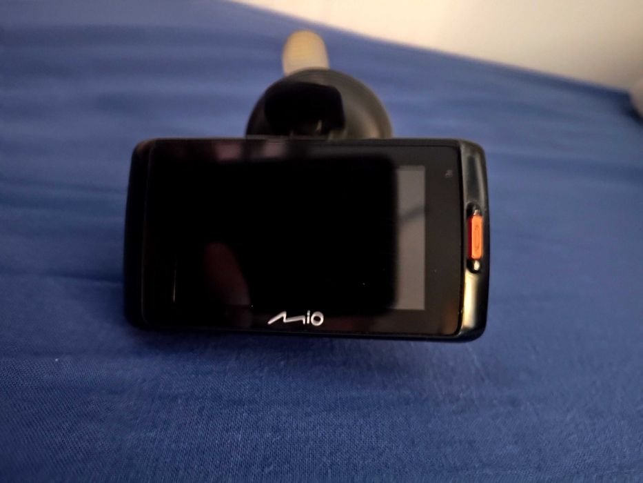 Wideorejestrator MIO Mivue 608
Dual SIM