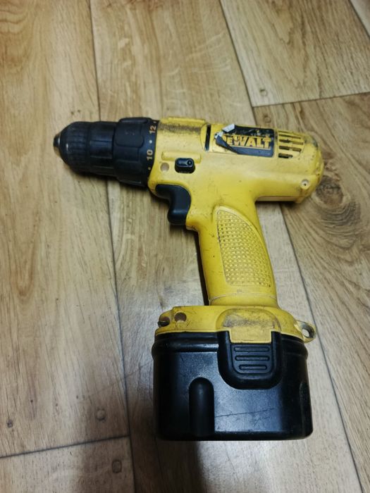 Wkrętarka 12V DeWalt