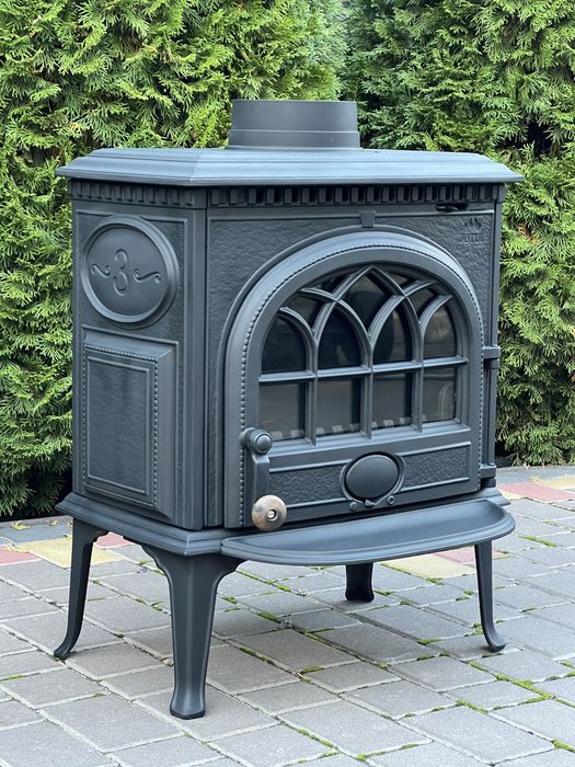 Камін-піч ,буржуйка " Jotul " ( Норвегія )