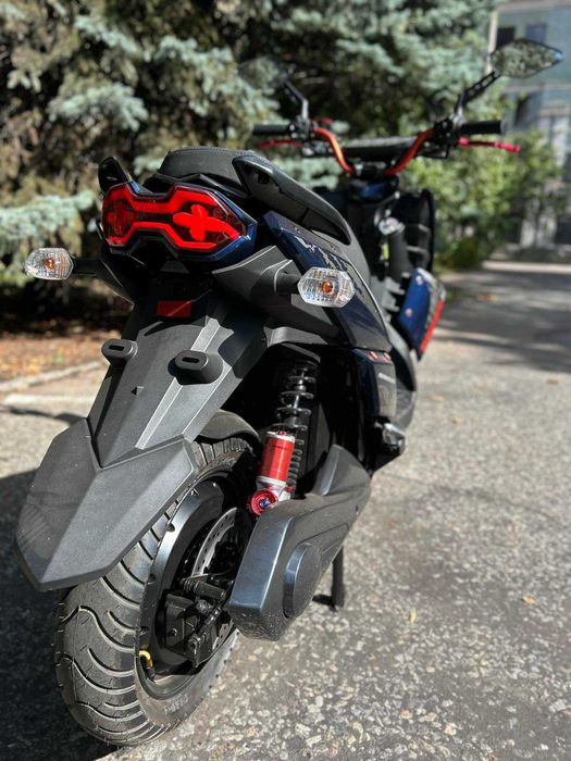 Електричний мопед Corso Hurrican 2500Вт літій-залізо-фосфатний