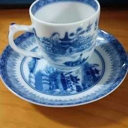 Chávena com pires Royal Canton *