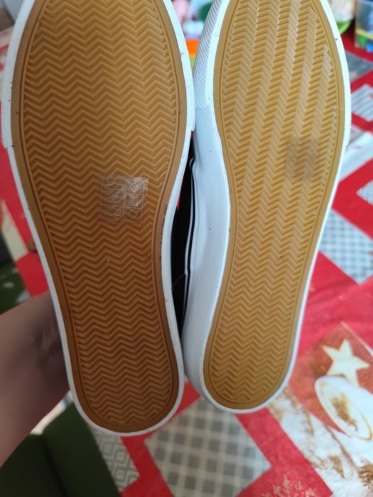 Trampki czarne rozm 40